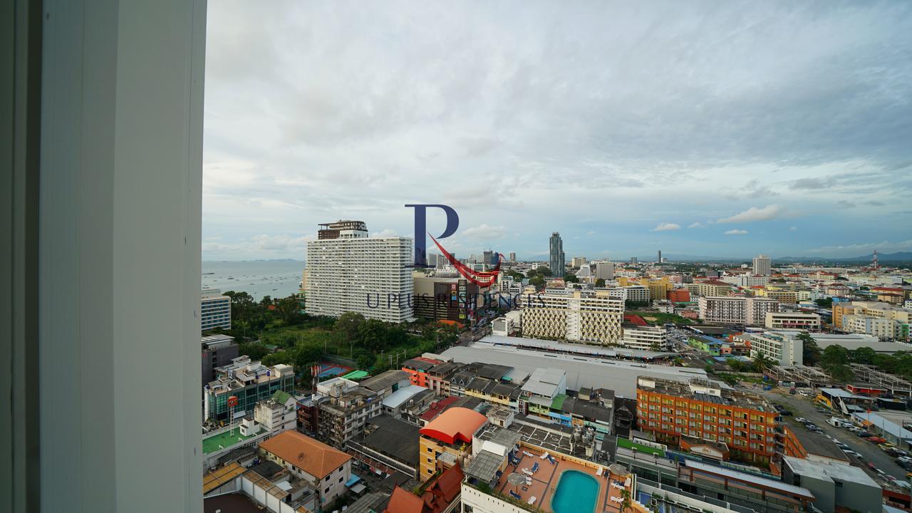 The Base Pattaya Apartman Kültér fotó